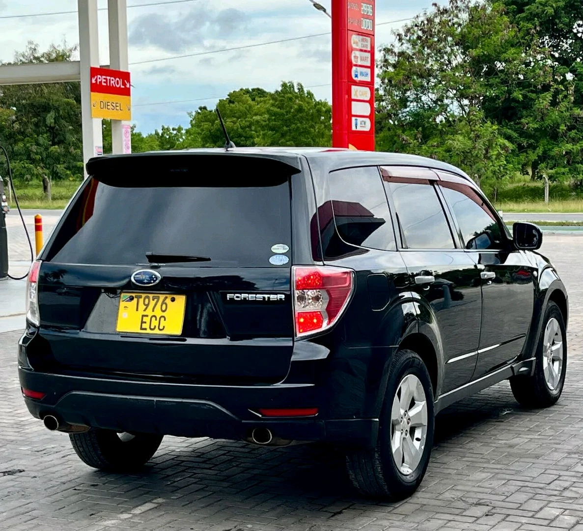 Subaru Forester 2008 Black SUV 1990cc thumbnail 2