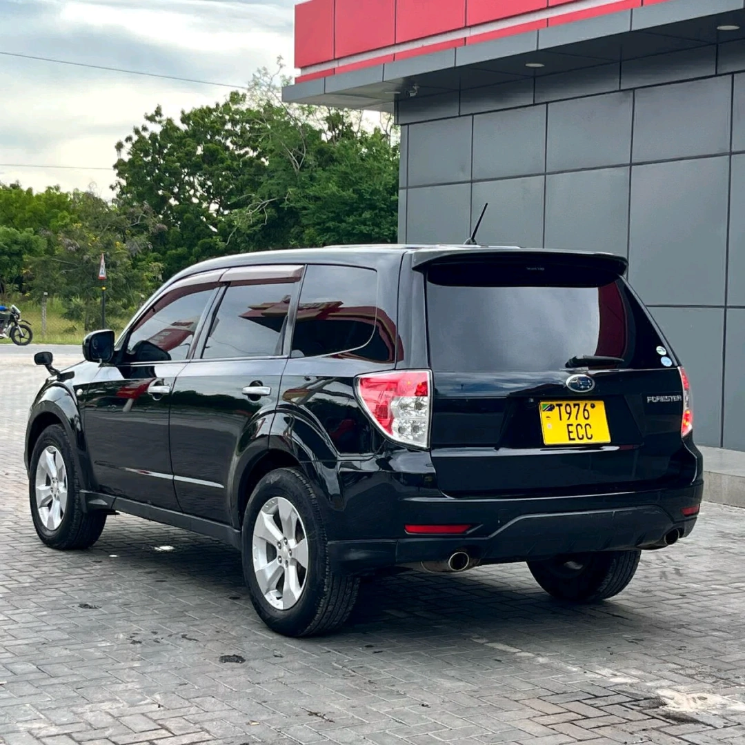 Subaru Forester 2008 Black SUV 1990cc thumbnail 4