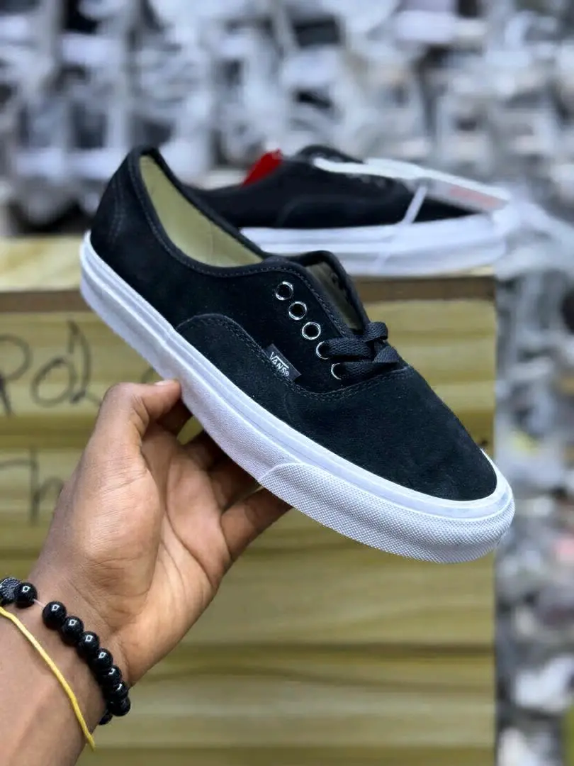 Vans Low-Top Sneakers