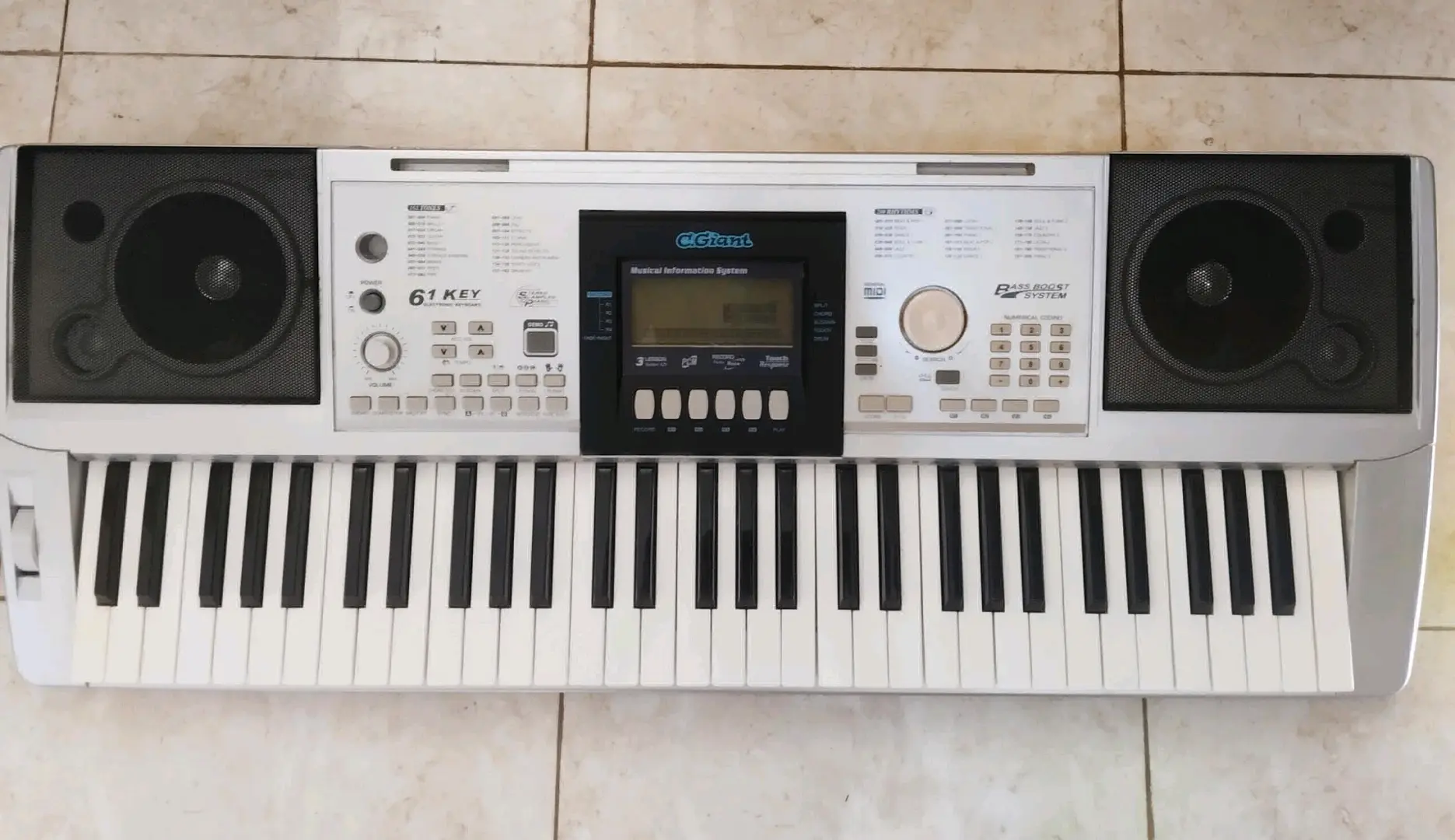 C.Giant LP-6210C 61-Key Keyboard