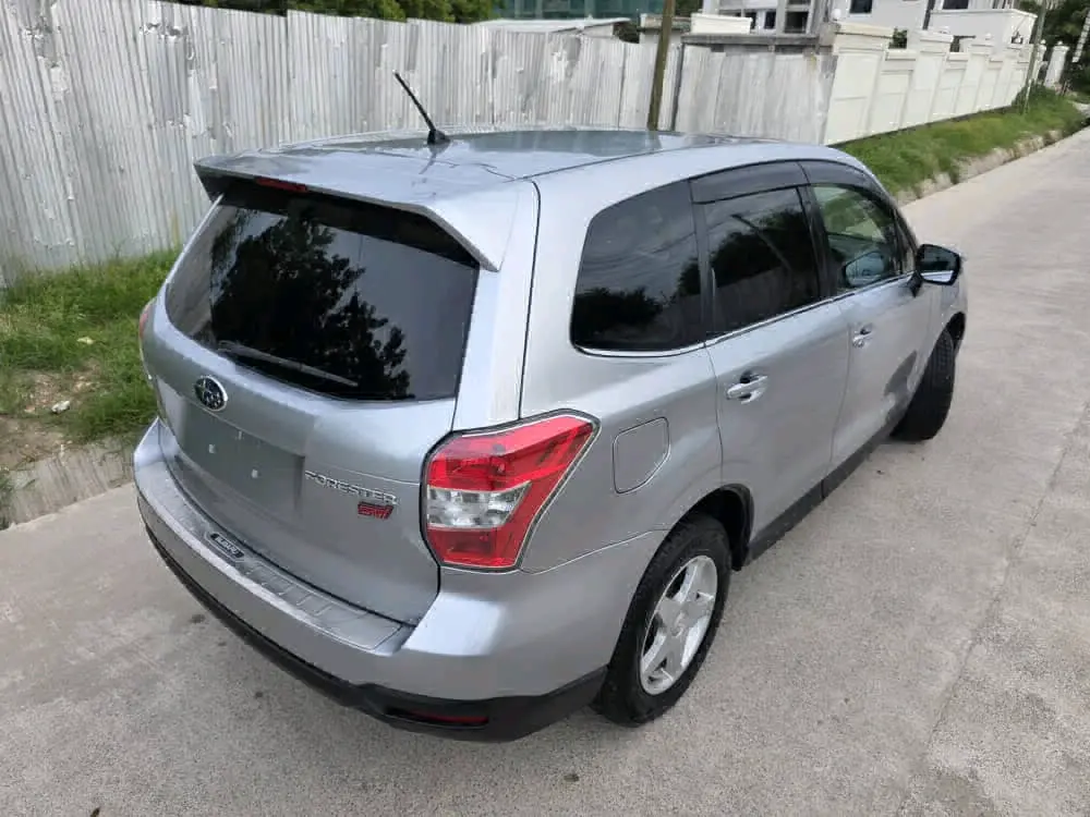 Subaru Forester SJ5 2015 Grey 4WD Automatic thumbnail 4