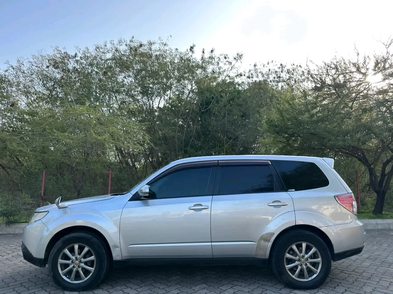 Subaru Forester 2011 for Sale thumbnail 4