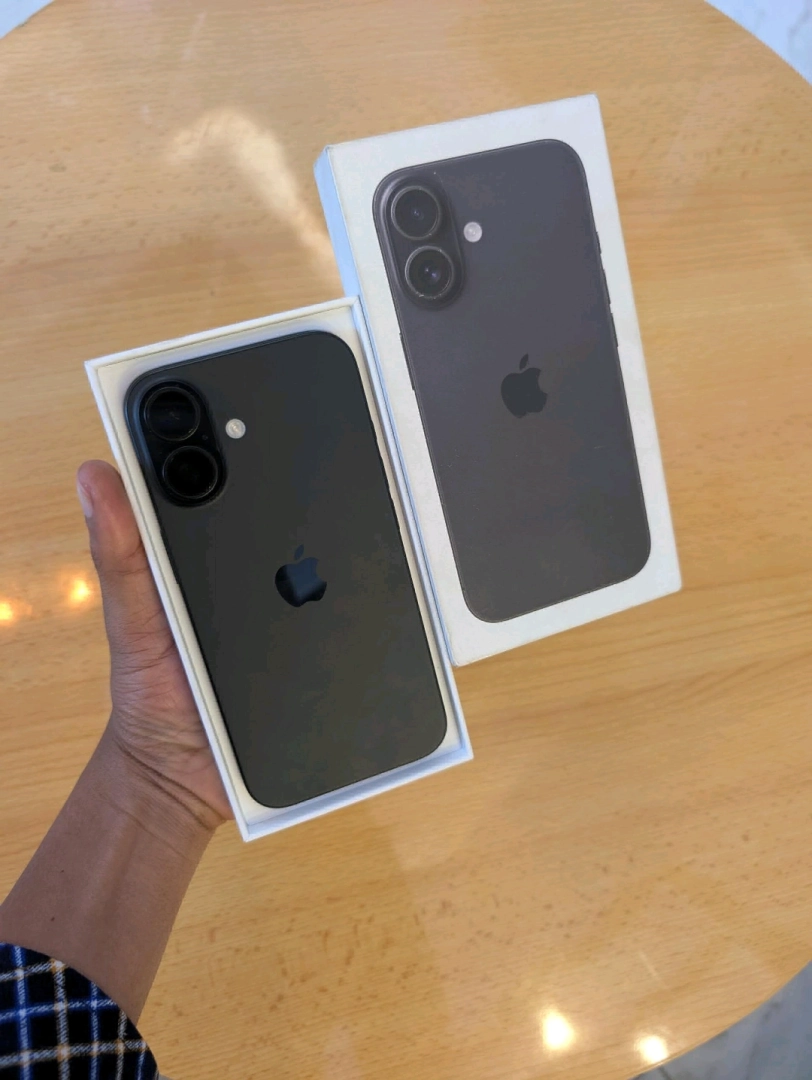 Brand New Apple iPhone 16 256GB