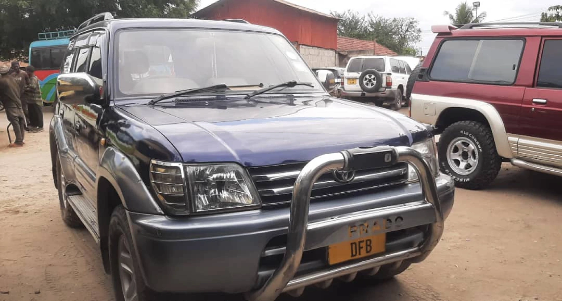 Toyota Hiace 3RZ (12.5 Milion) Exchange Allowed thumbnail 3