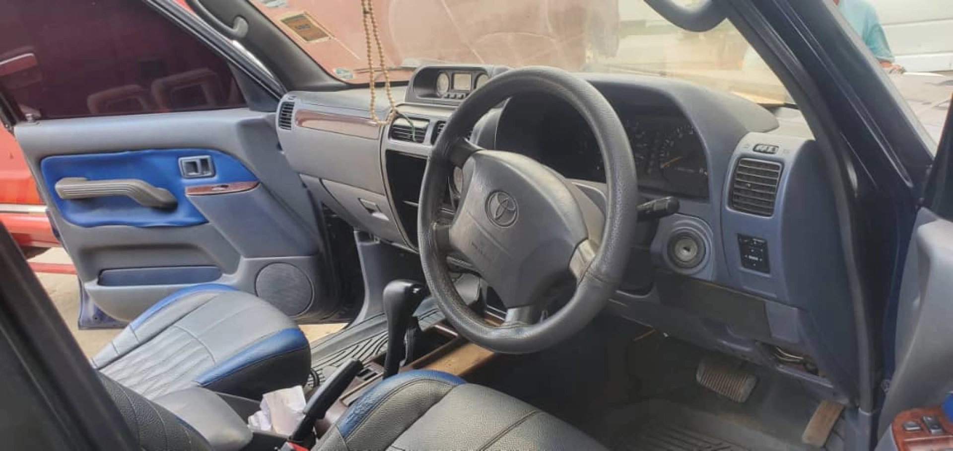 Toyota Hiace 3RZ (12.5 Milion) Exchange Allowed thumbnail 4