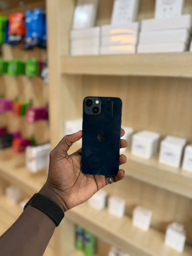 IPhone 13 228GB