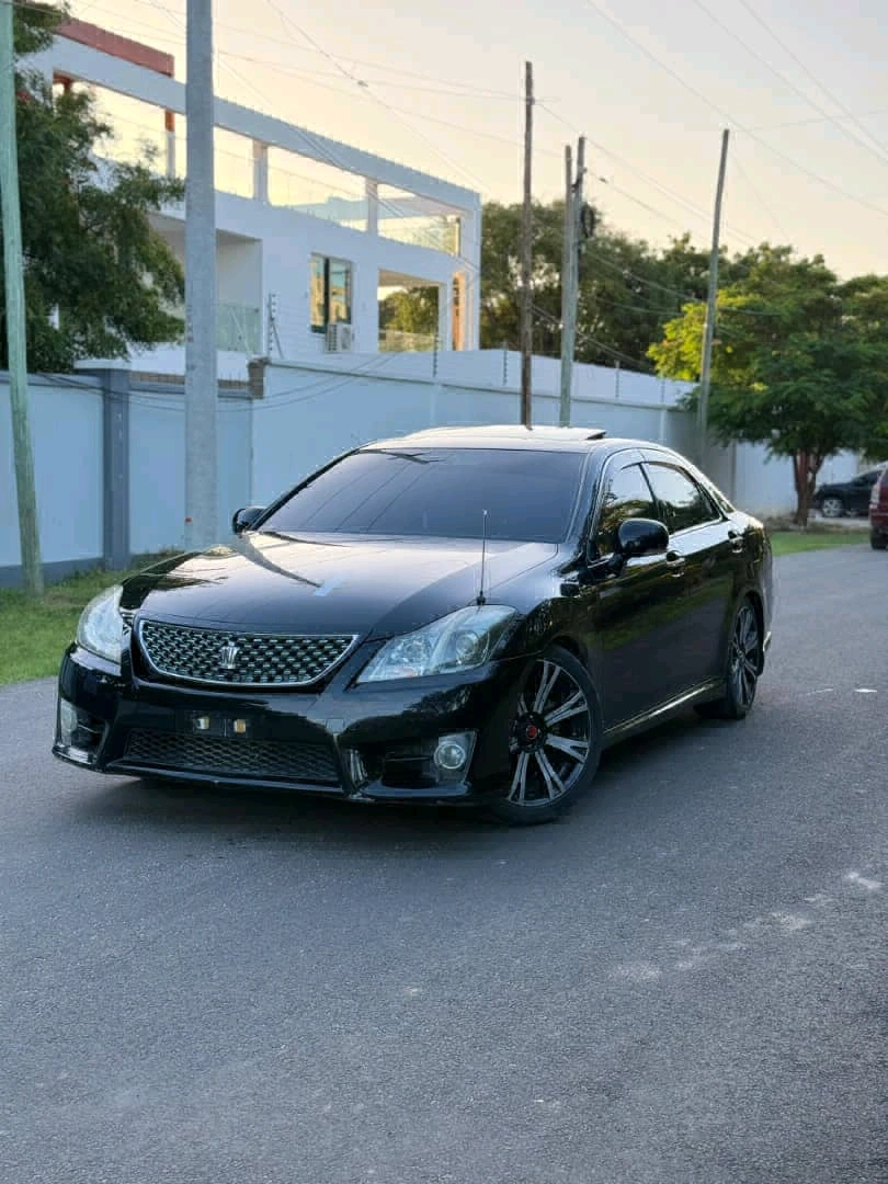 Toyota Crown Athlete 2009 (Black) thumbnail 2