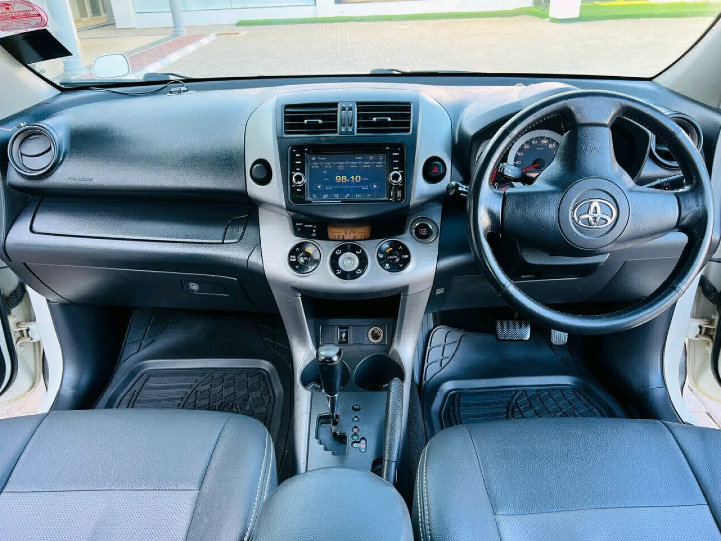 Toyota RAV4 2006 SUV thumbnail 4