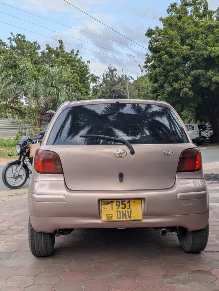 Toyota Vitz Kijicho (DNV)