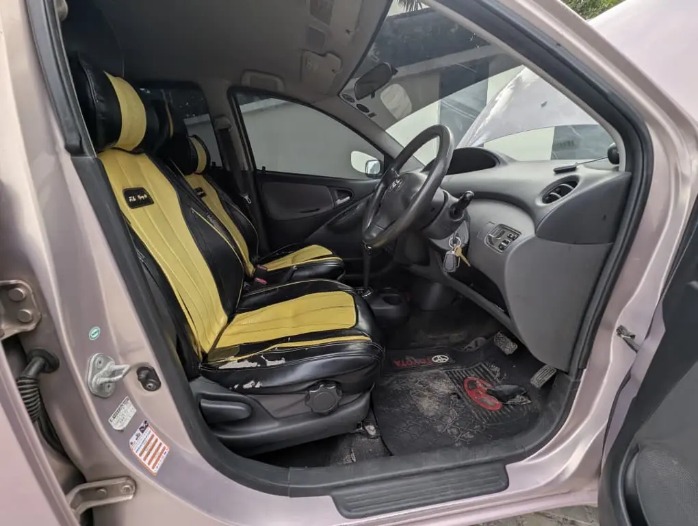 Toyota Vitz Kijicho (DNV) thumbnail 2