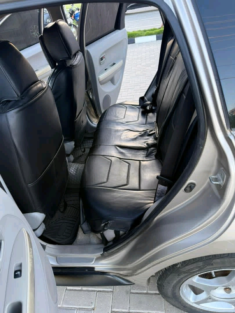 Toyota Ist Silver Car T479 DPW Full AC thumbnail 8