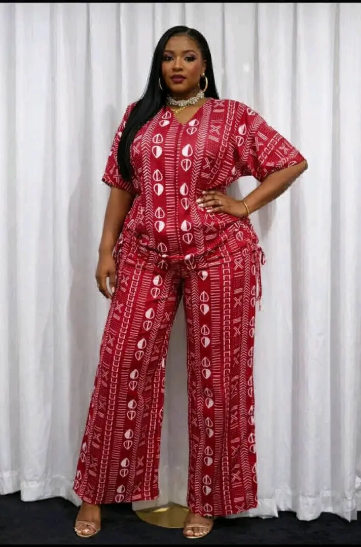 Two-Piece Matching Set (Top & Trousers) thumbnail 2