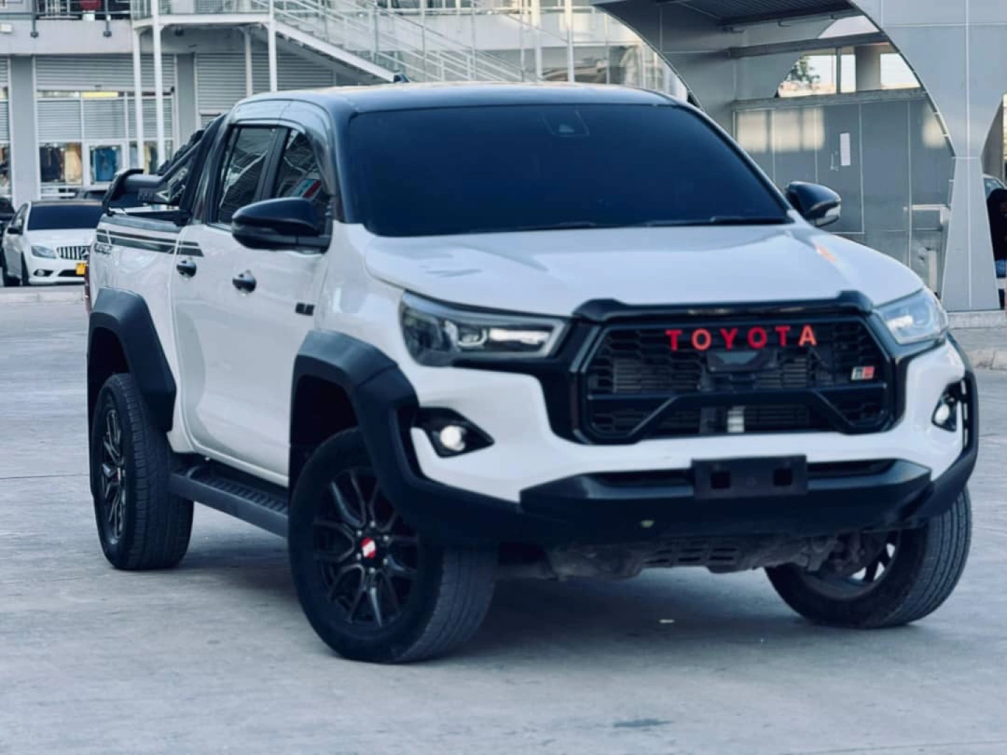 2022 Toyota Hilux Adventure 2.8L Diesel 4WD