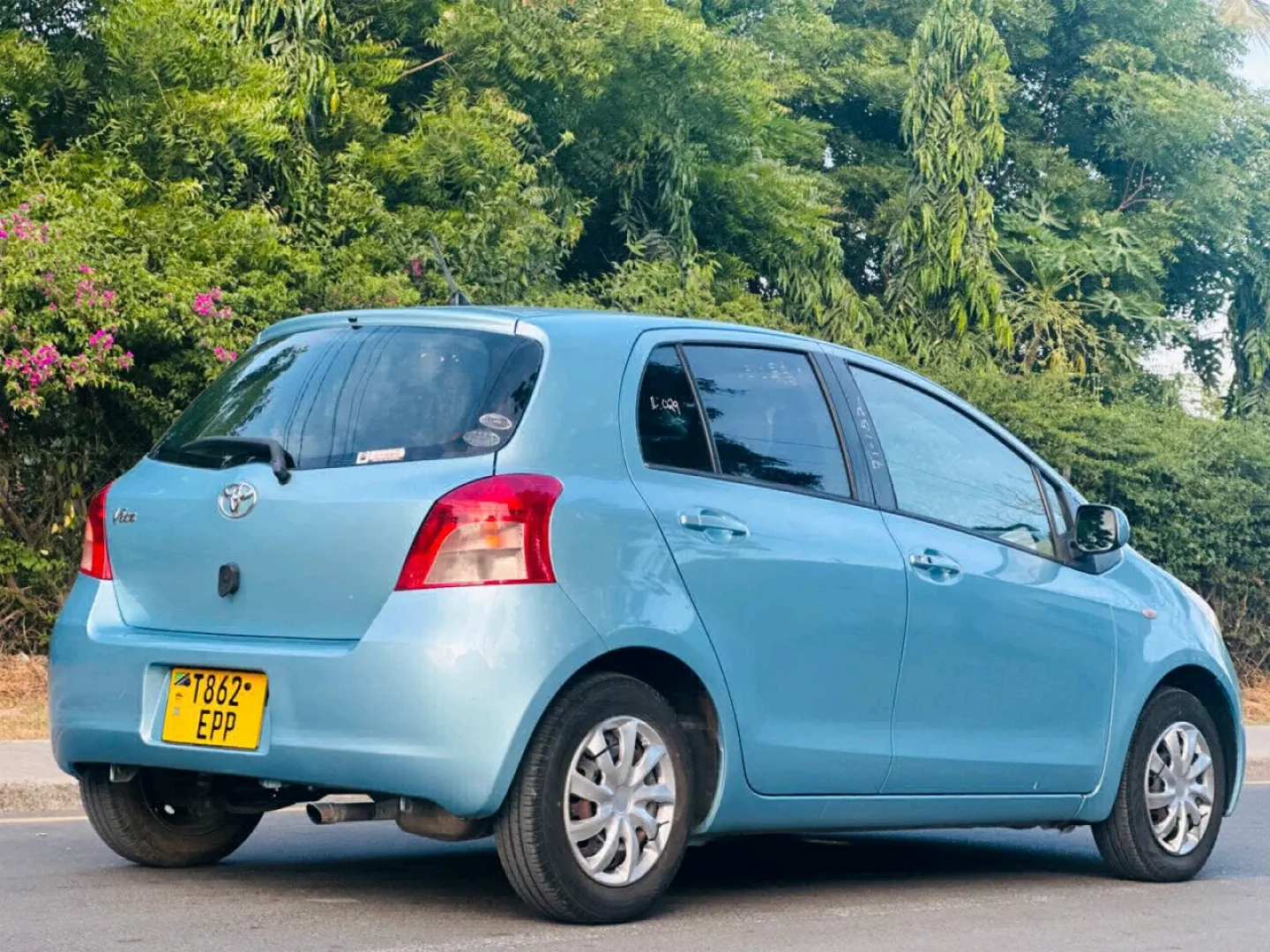 Toyota Vitz 2006, 1290cc, Full AC, Android TV thumbnail 4