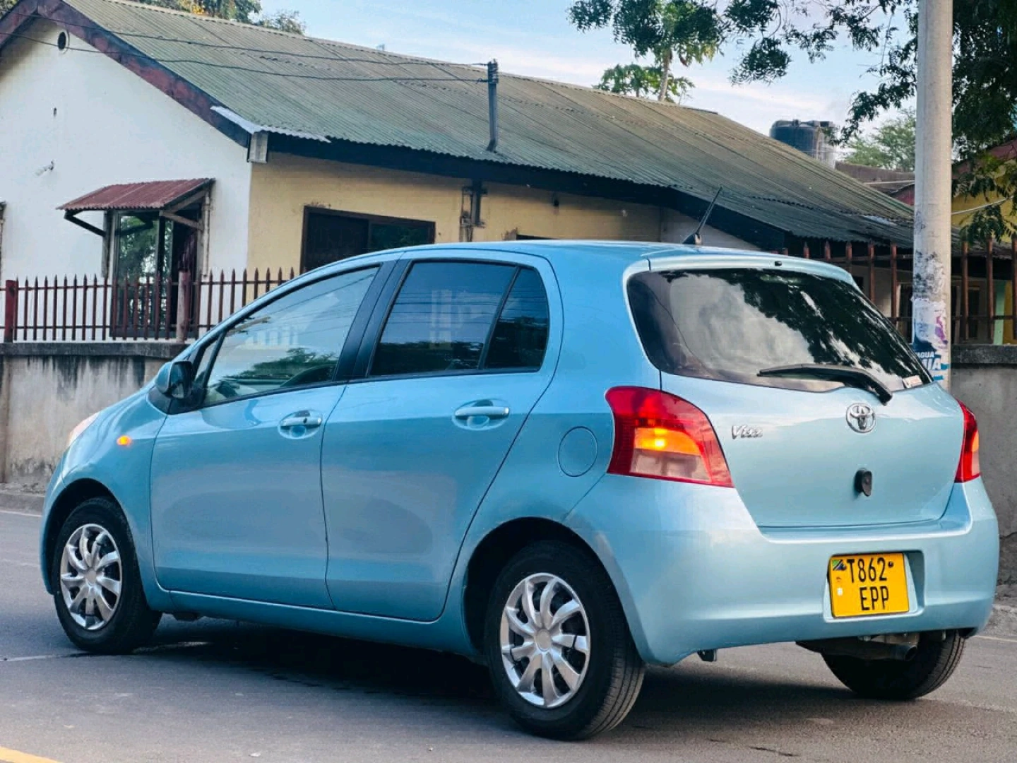 Toyota Vitz 2006, 1290cc, Full AC, Android TV thumbnail 5