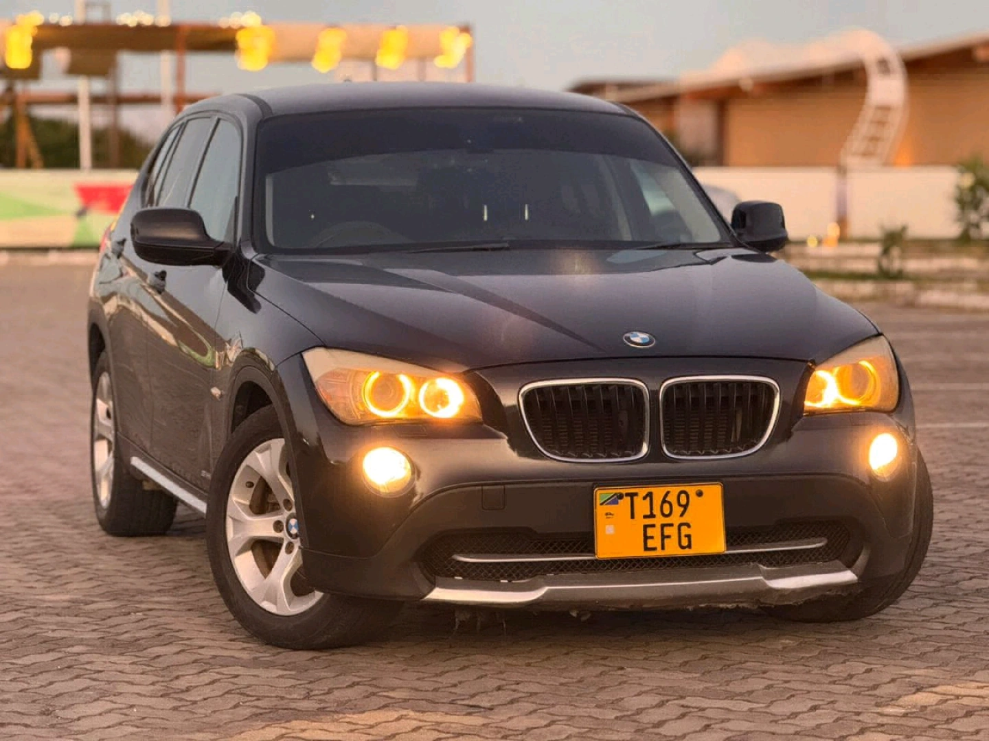 BMW X1 2012 SUV - Low Mileage thumbnail 2