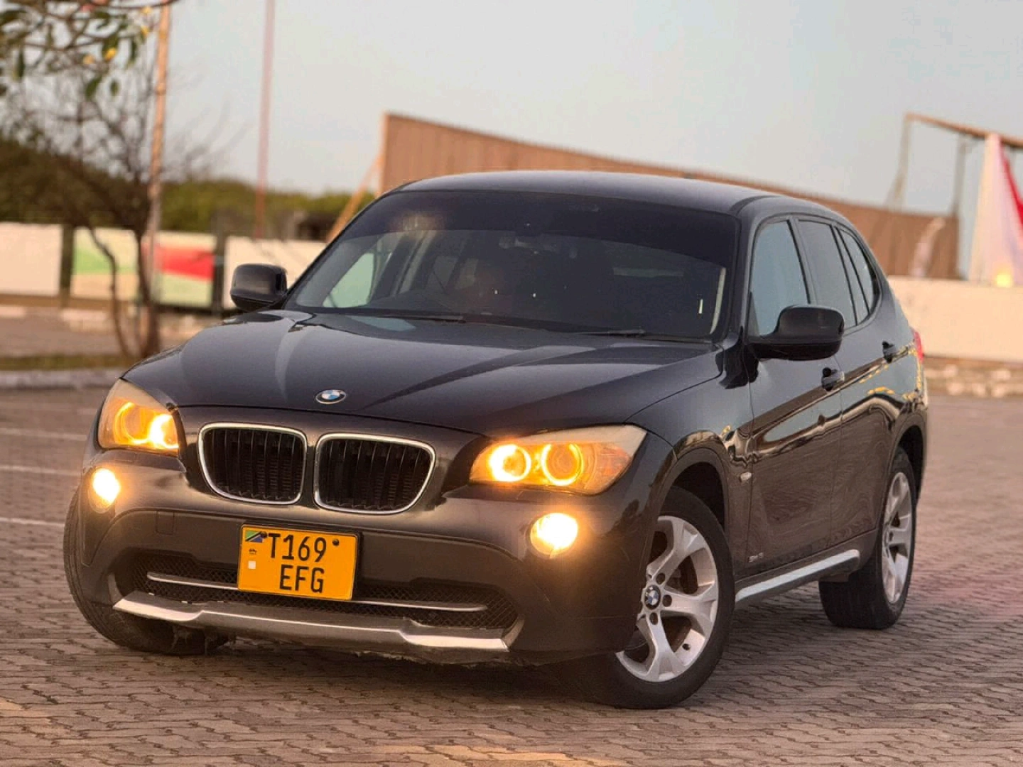 BMW X1 2012 SUV - Low Mileage thumbnail 3