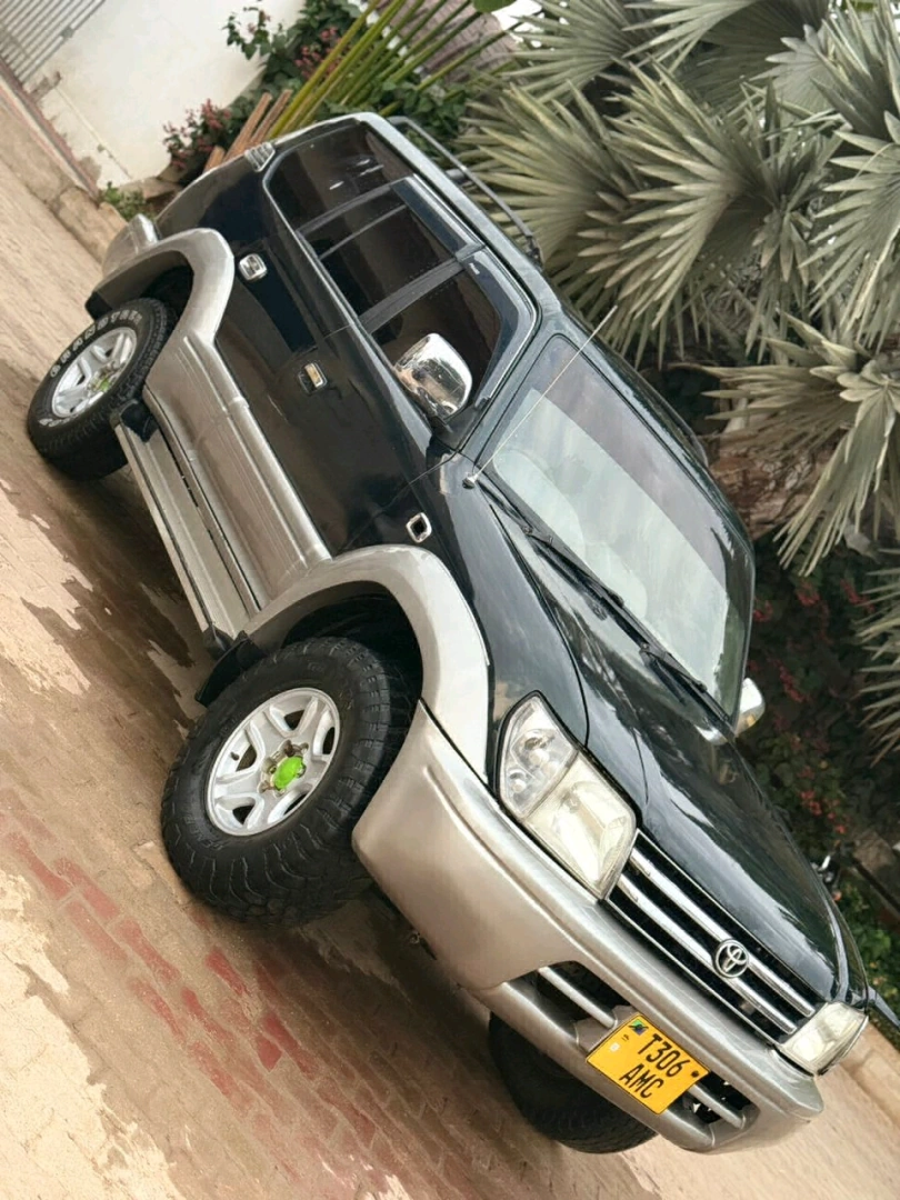 Toyota Prado SUV Diesel Engine thumbnail 5