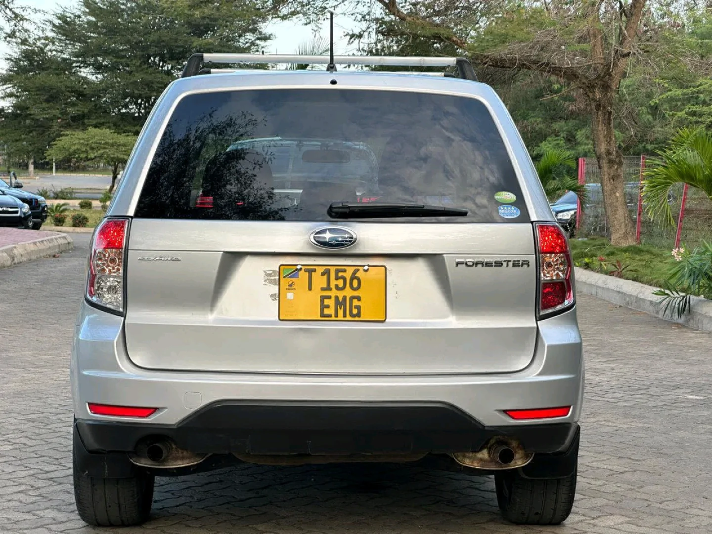 Subaru Forester 2010 Silver (Reg EMG) thumbnail 5