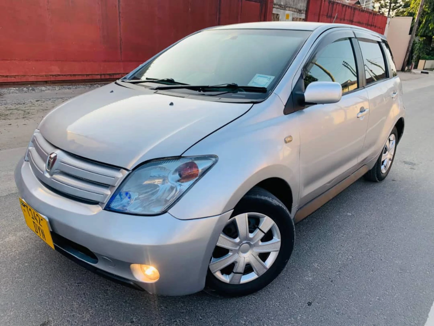 Toyota Ist 2006 Automatic 1490cc thumbnail 3