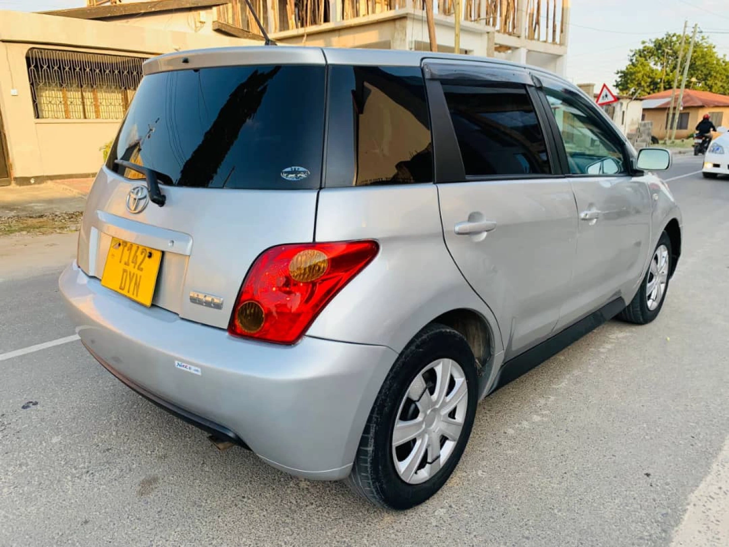 Toyota Ist 2006 Automatic 1490cc thumbnail 4