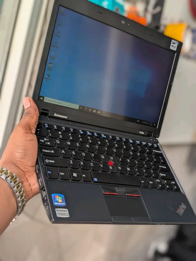 Lenovo ThinkPad X131 - 4GB RAM, 500GB HDD, 13.0"
