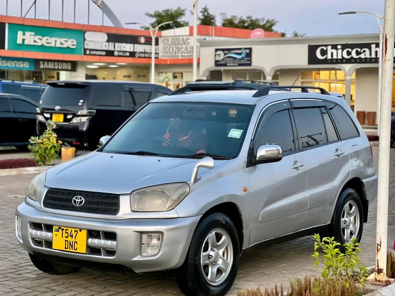 Toyota RAV4 Silver 1.8L VVT-i thumbnail 2