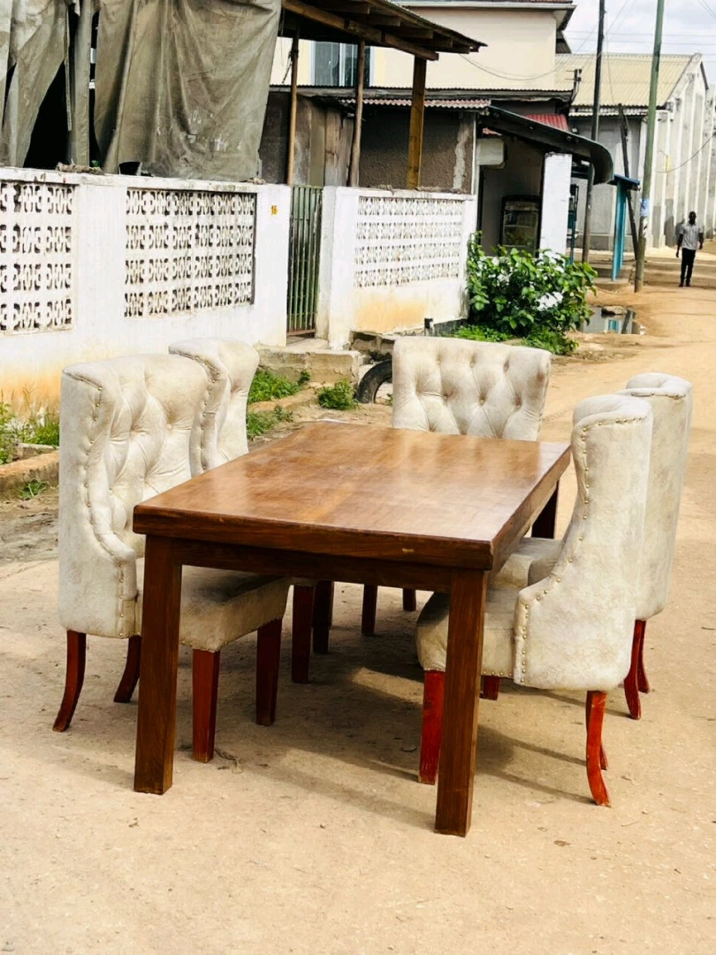 Mninga Wooden Dining Table with 5 Chairs thumbnail 3