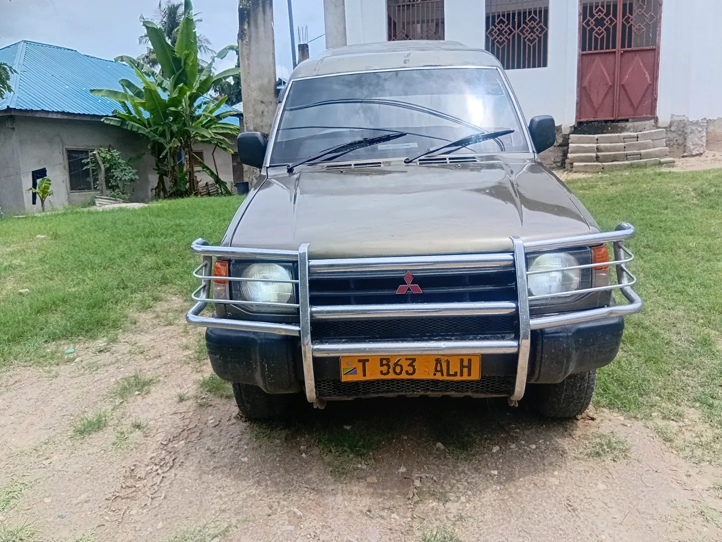 Mitsubishi Pajero SUV (Reg ALH)