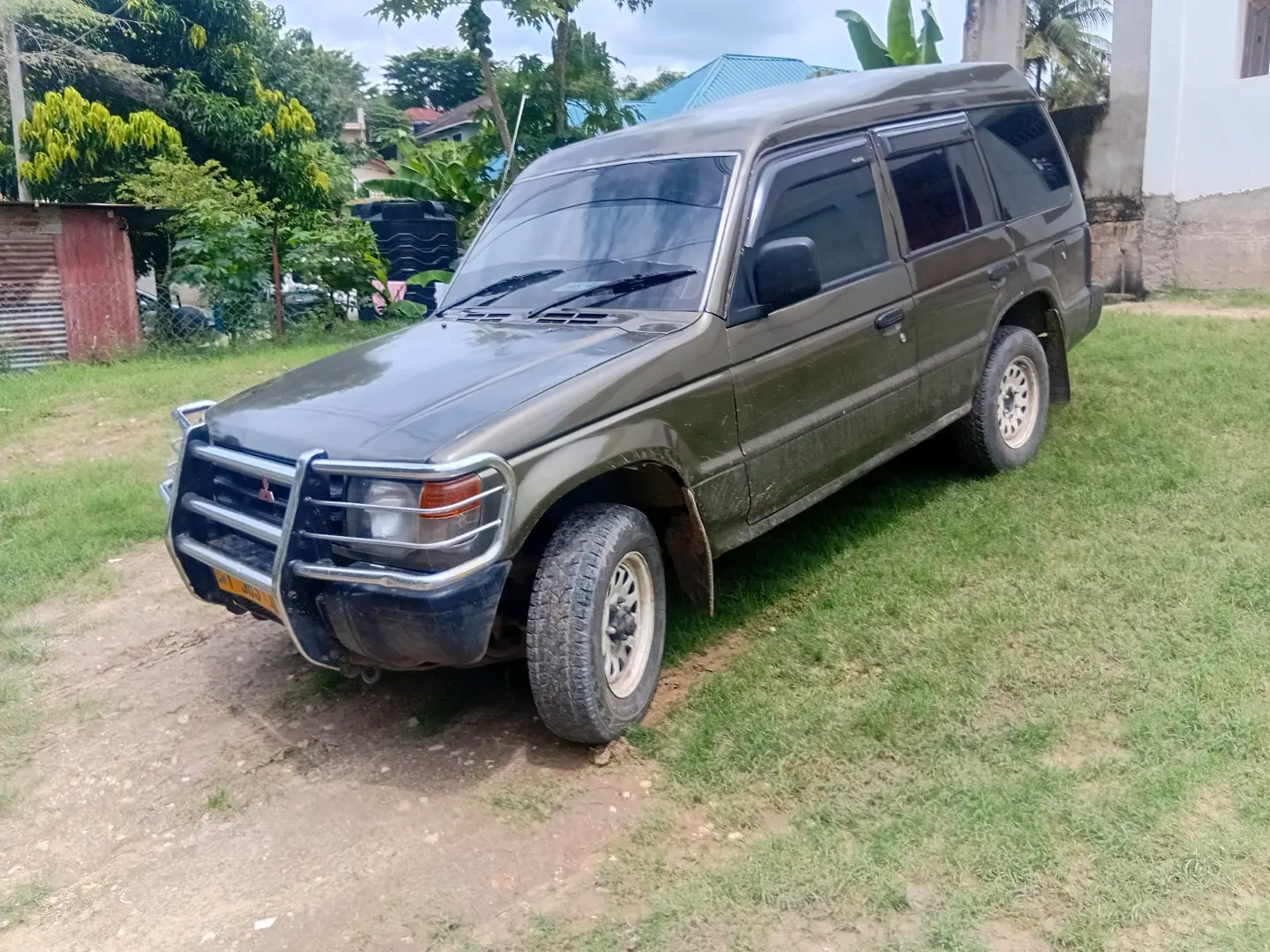 Mitsubishi Pajero SUV (Reg ALH) thumbnail 2
