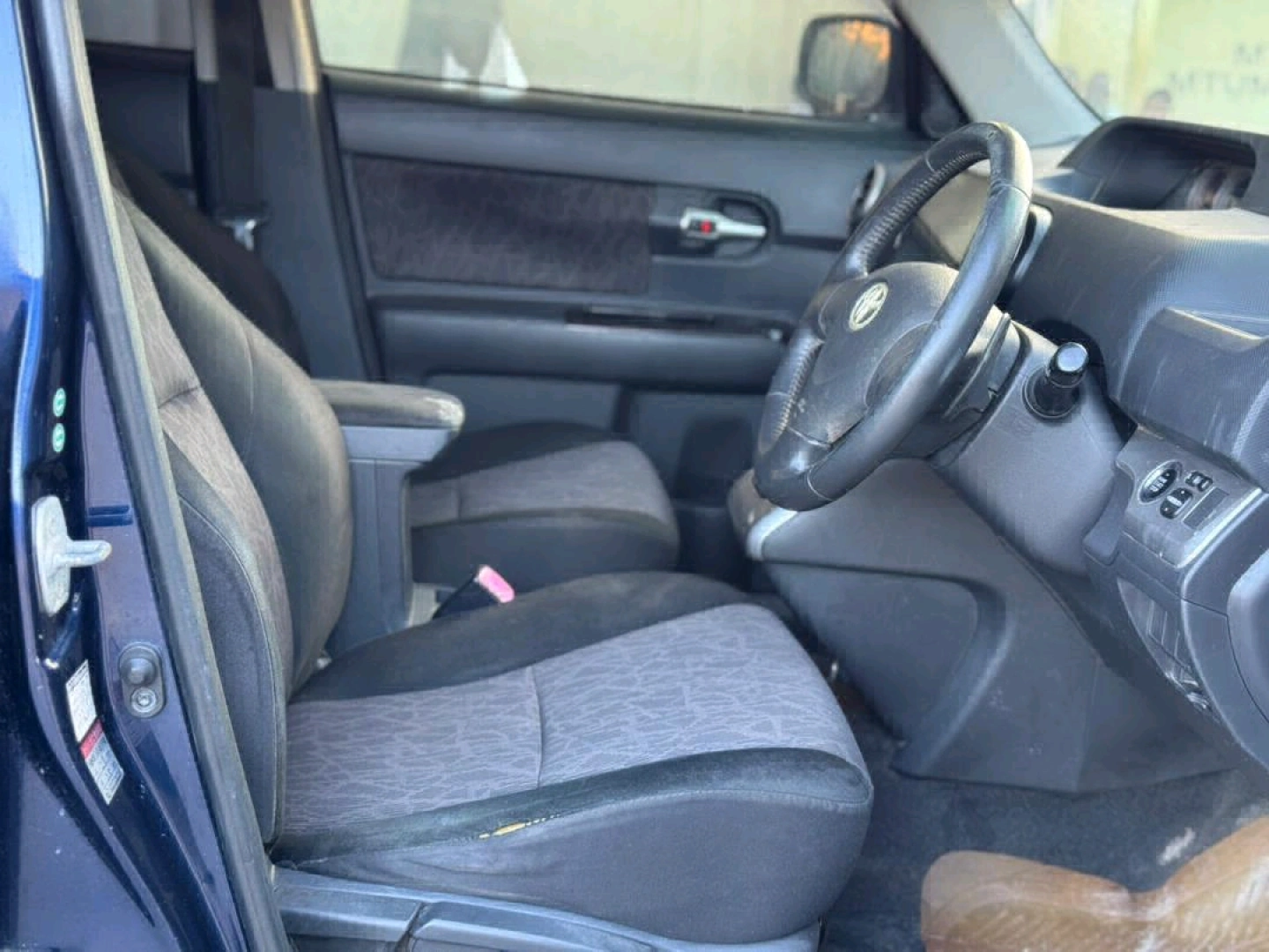 Toyota Rumion 1790 CC Blue thumbnail 7