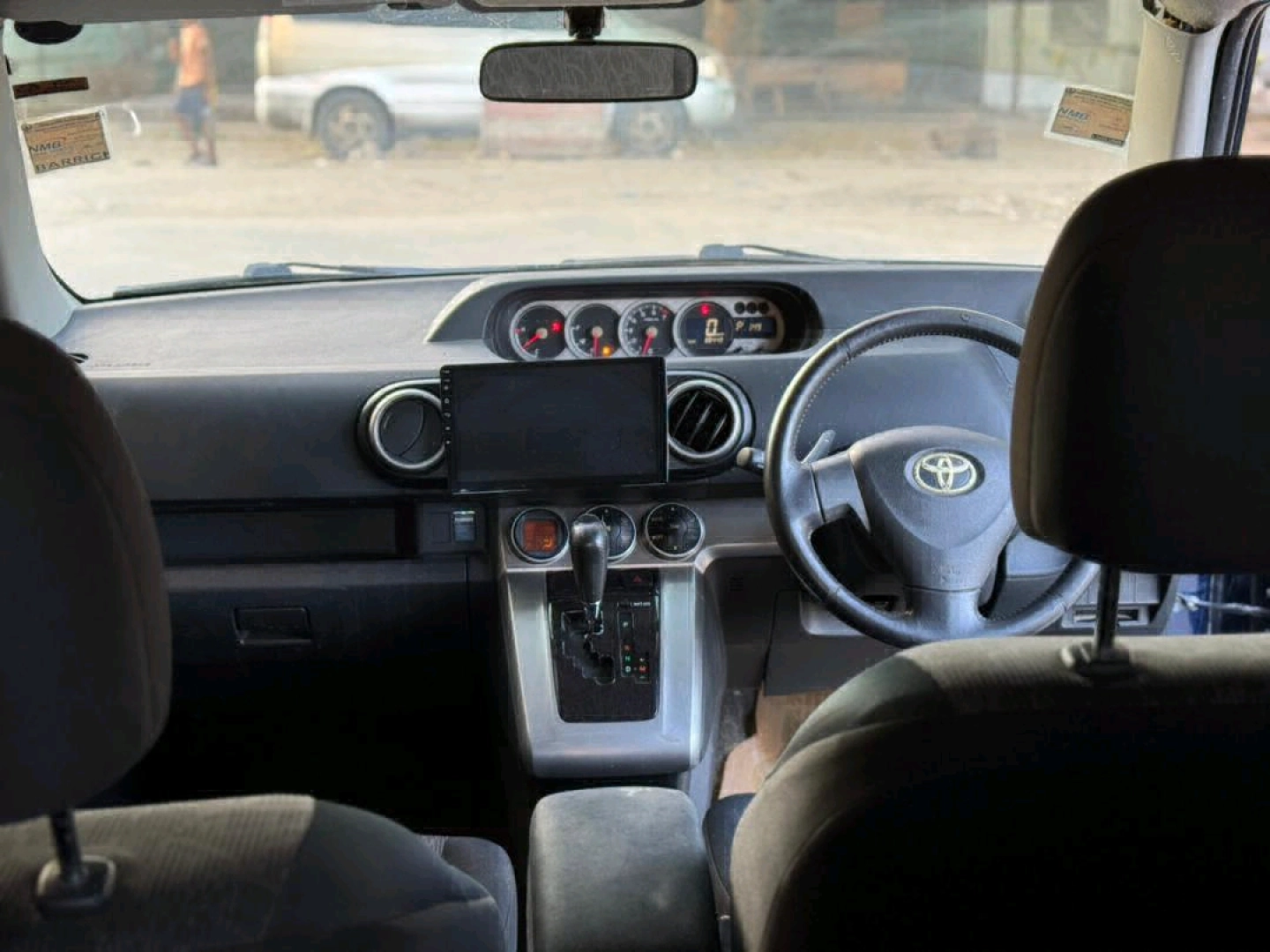 Toyota Rumion 1790 CC Blue thumbnail 8