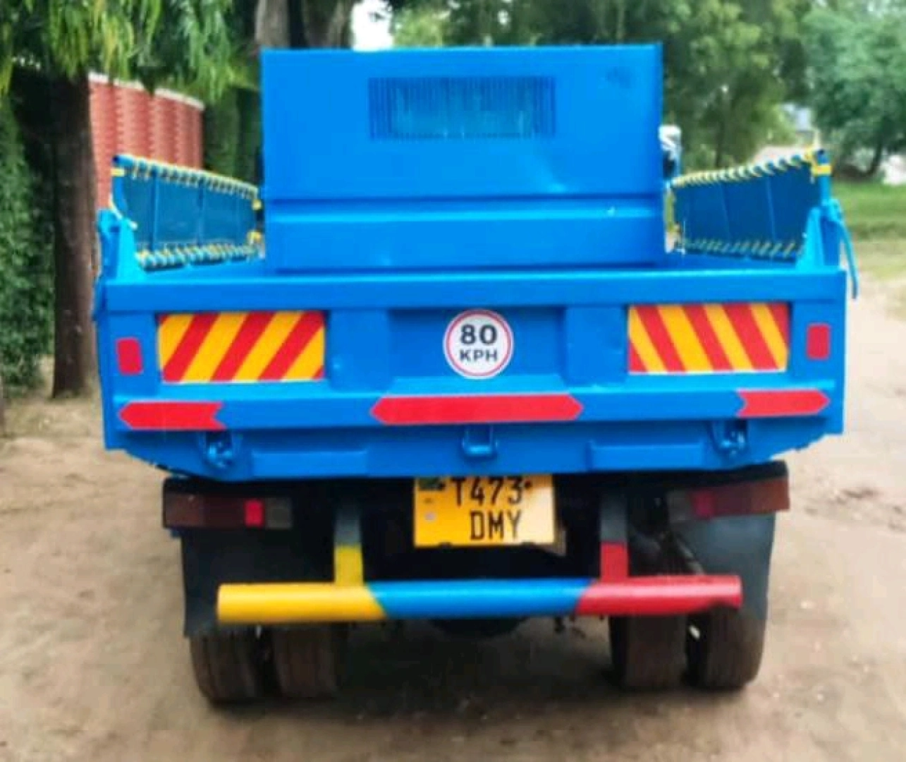 Mitsubishi Canter Tipper Truck T473DMY thumbnail 2