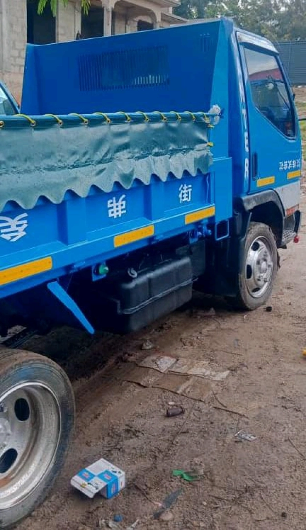 Mitsubishi Canter Tipper Truck T473DMY thumbnail 4
