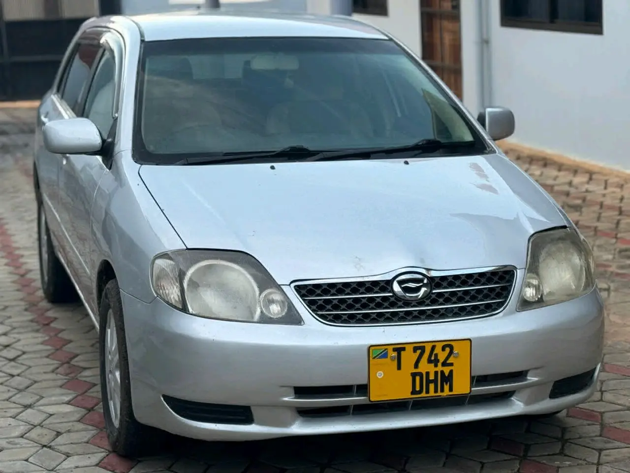 Toyota Allex 2005 (DHM)