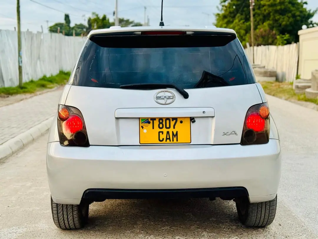 Toyota Ist 2005 (Reg CAM) thumbnail 2