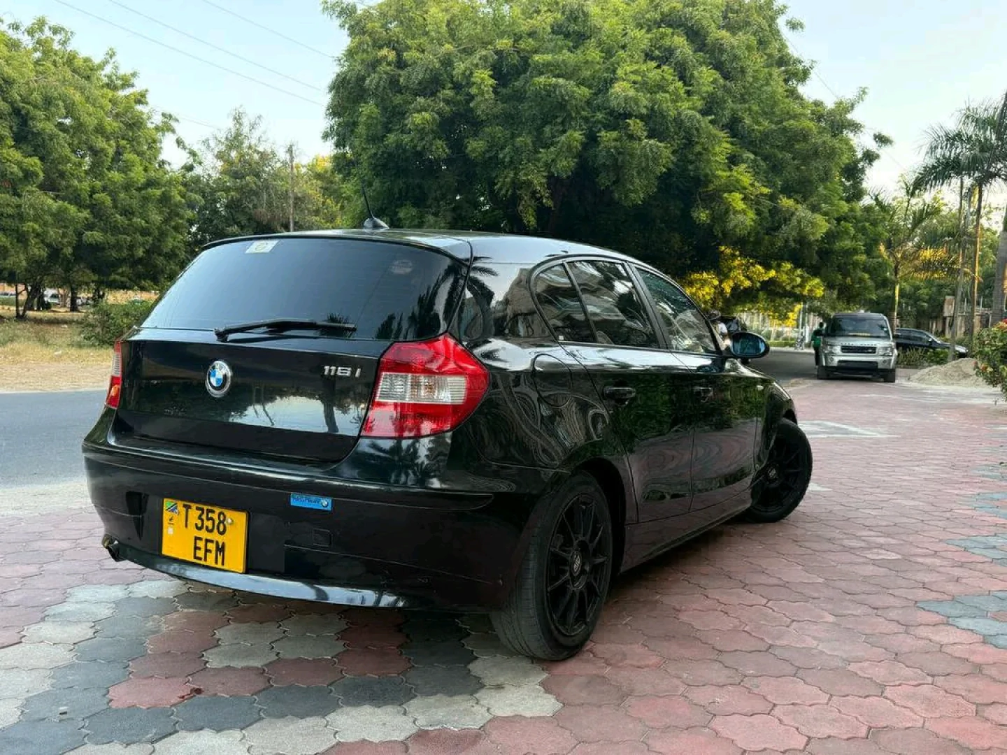 BMW 1 Series 2008 Low Mileage Black thumbnail 3