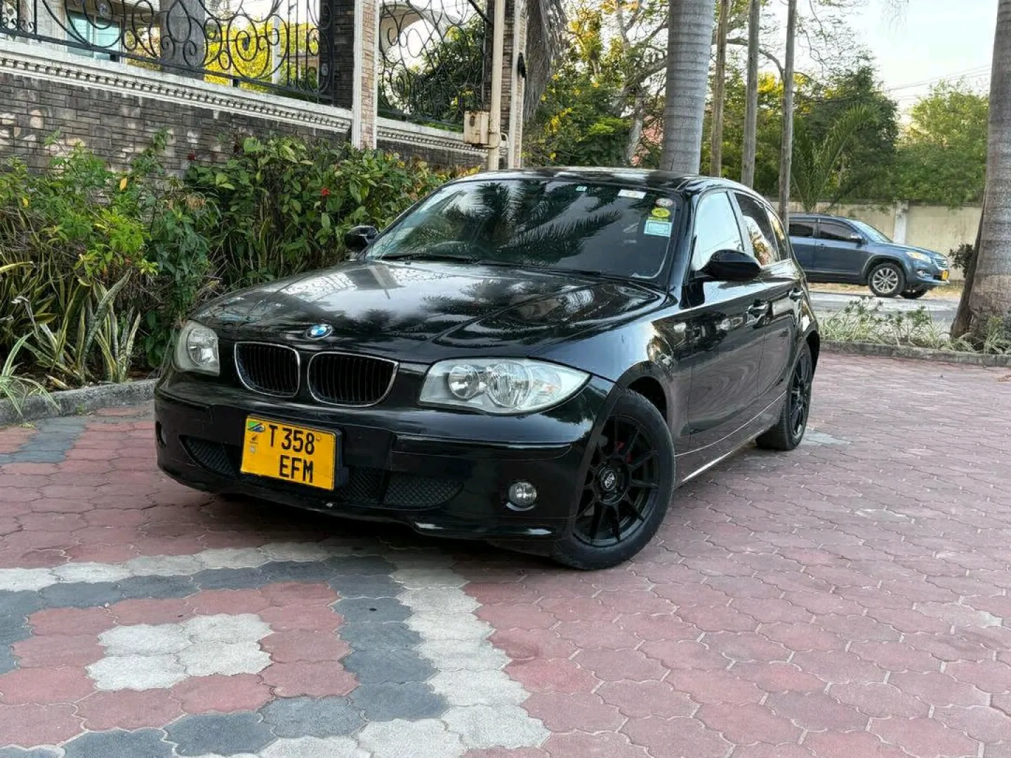BMW 1 Series 2008 Low Mileage Black thumbnail 5