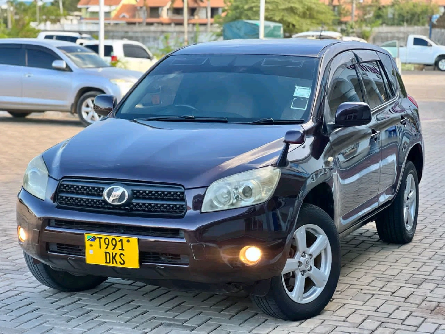 Toyota Rav4 2008 SUV thumbnail 2