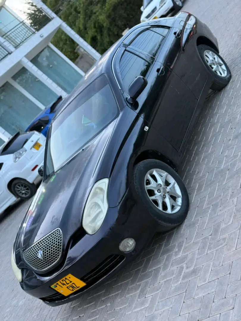 Toyota Verossa Automatic Car for Sale thumbnail 3