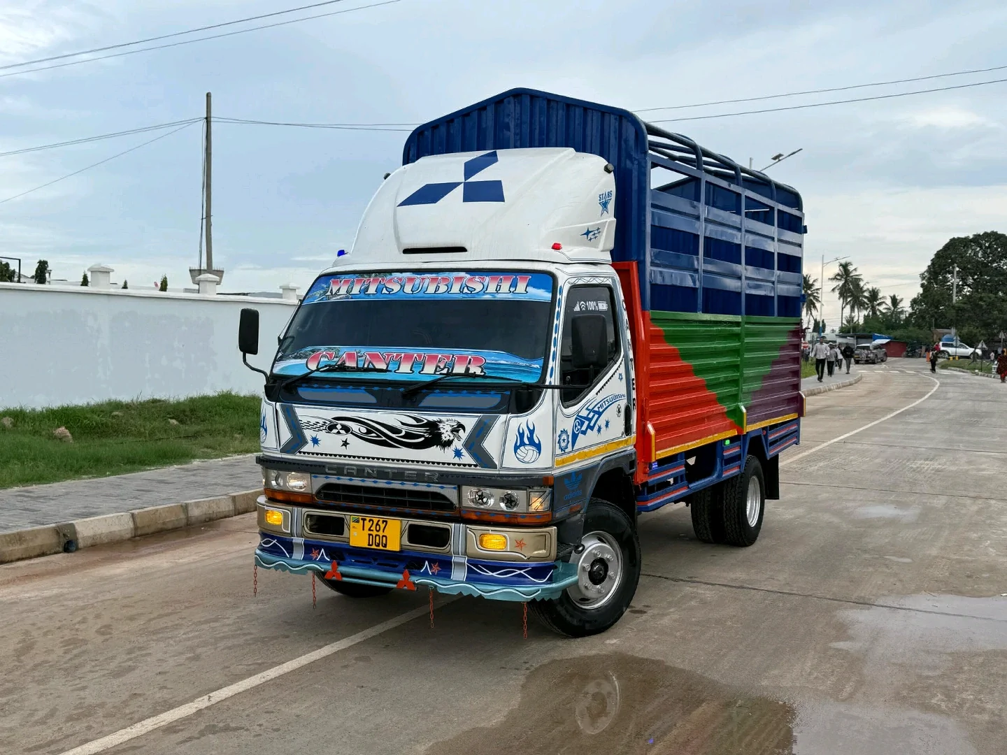 Mitsubishi Canter 1997 Truck thumbnail 3