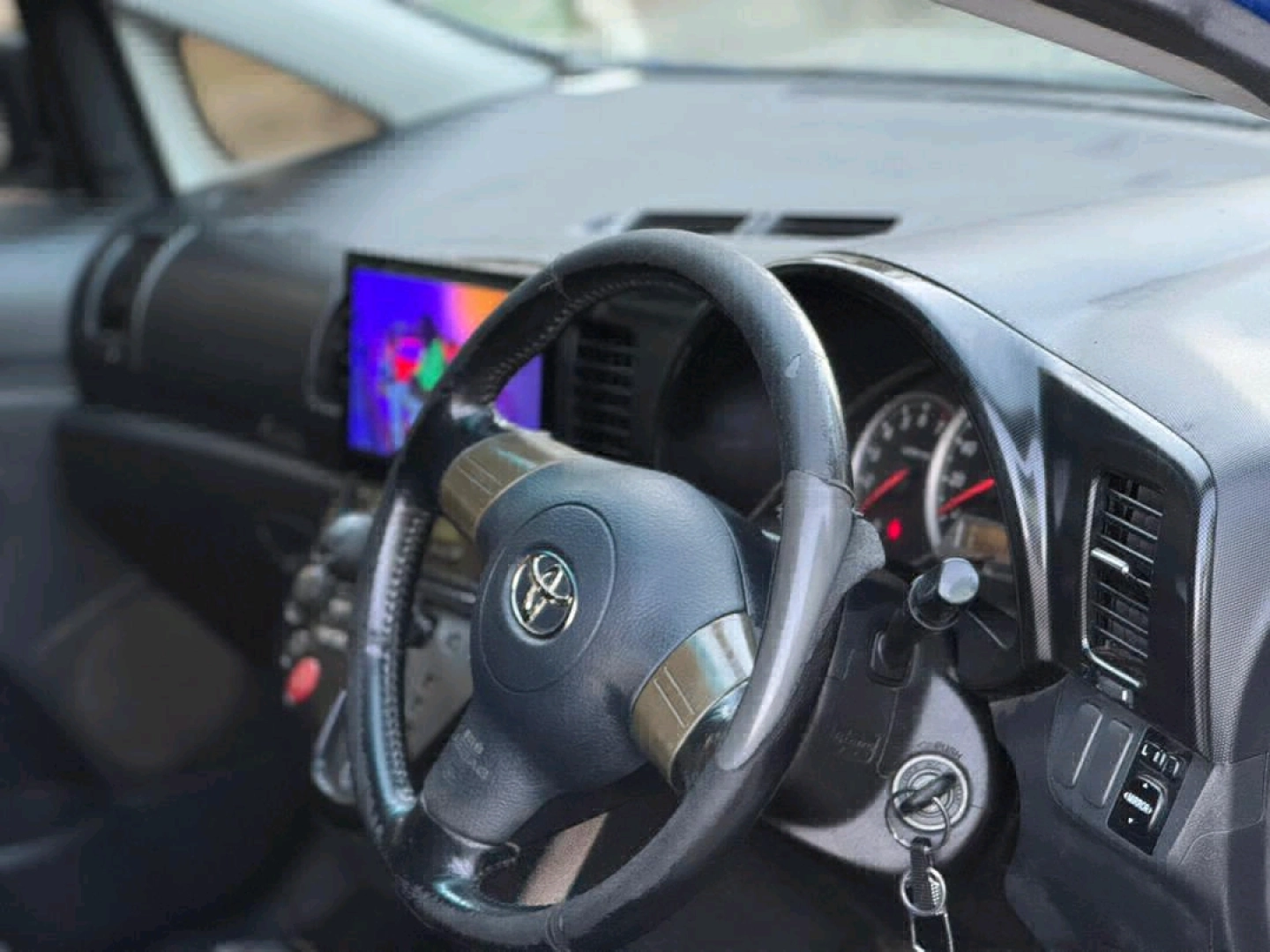 2004 Blue Toyota Wish Minivan thumbnail 7