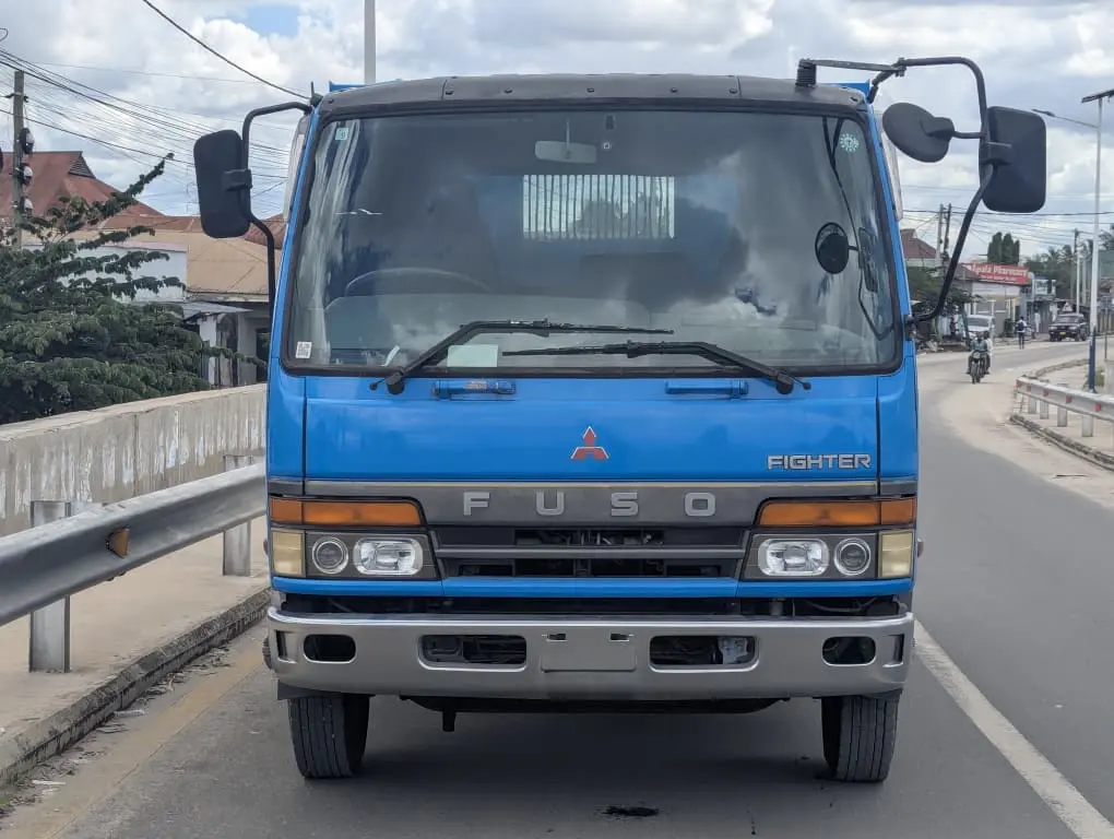 Mitsubishi Fuso Dump Truck (Tipper)