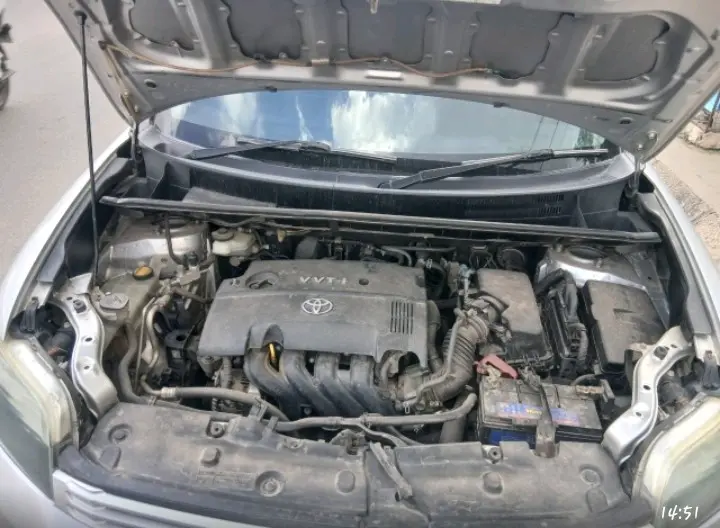 Toyota Rumion - Silver thumbnail 9