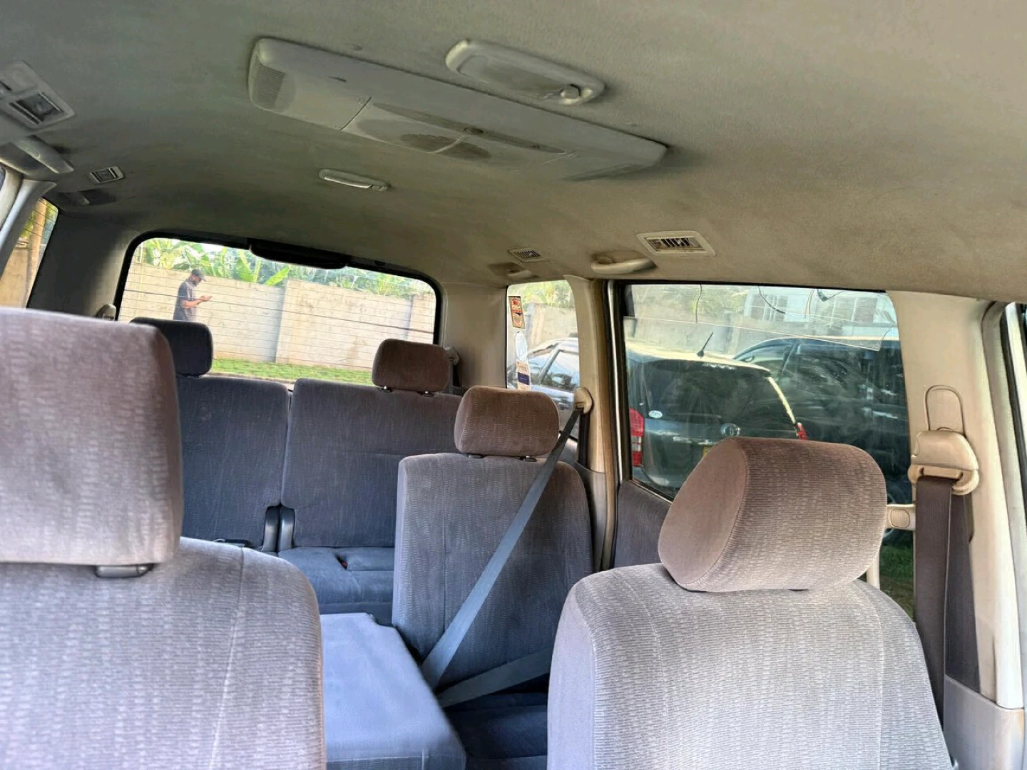Toyota Noah Minivan New Shape 1990 CC thumbnail 3