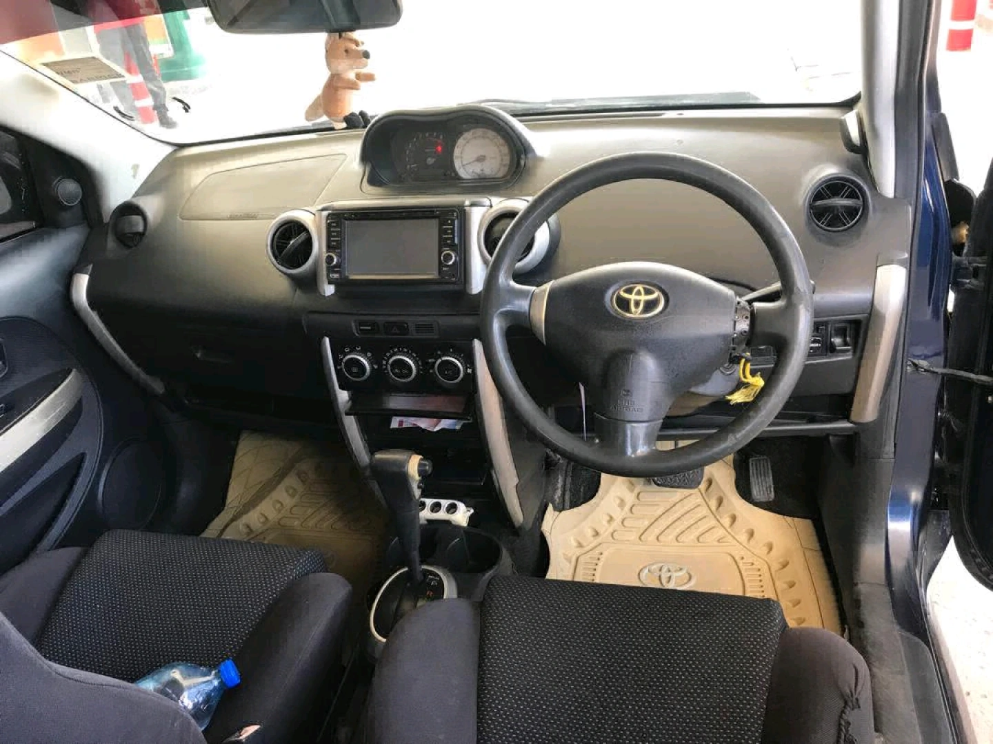 Toyota IST CC 1290 Inauzwa thumbnail 7