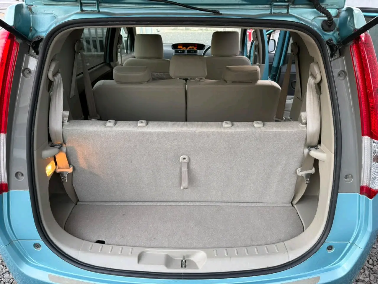 Toyota Passo Sette 2008 thumbnail 5