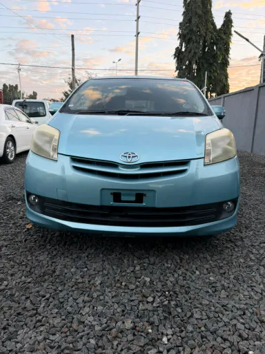 Toyota Passo Sette 2008