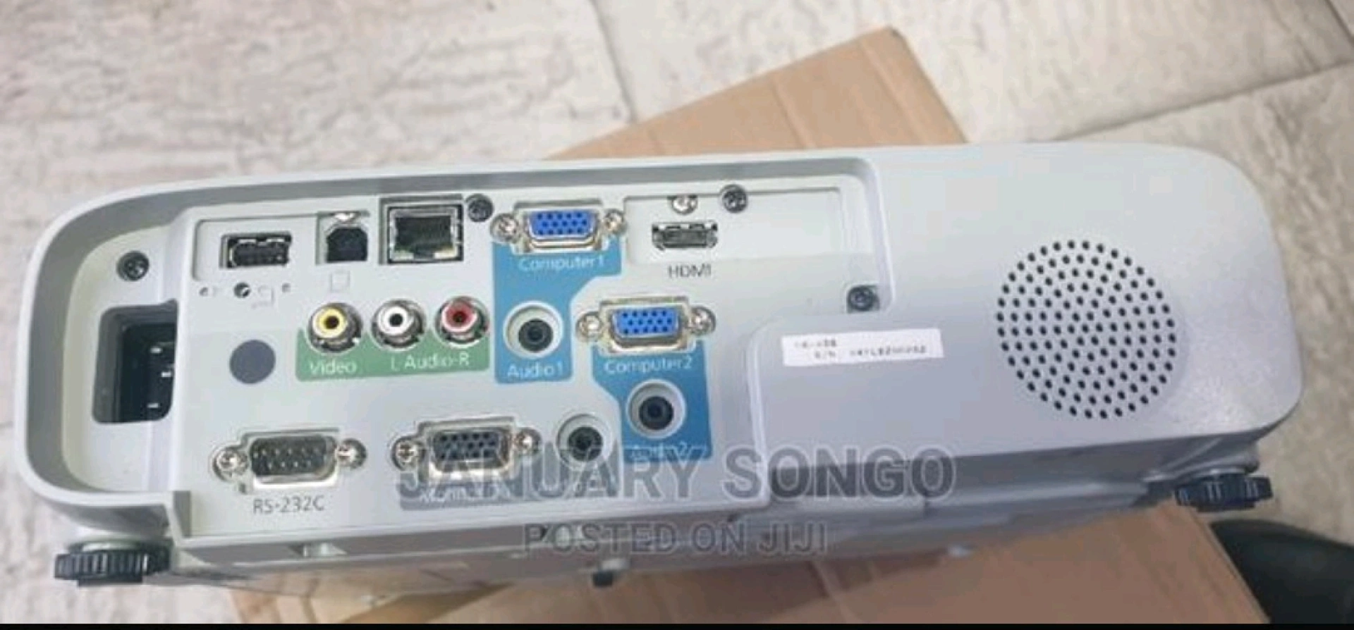 Used White Epson EB-X11 Projector thumbnail 2