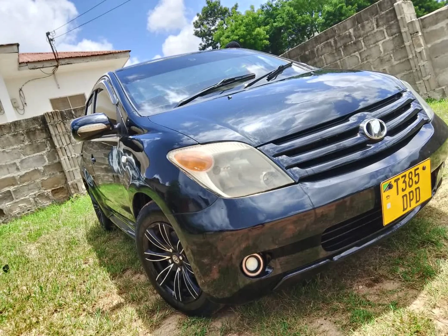 Toyota Ist 2006 Model 1290cc thumbnail 7